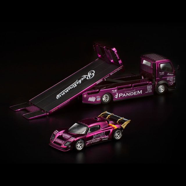 プラモデルセット Laurel & Skyline 5種 1/64 LAUREL C130 TCS2025 1/64 SKYLINE GT-R V8 DRIFT (HAKOSUKA