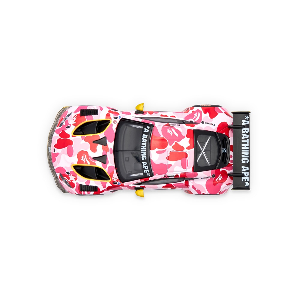 PopRace/BAPE® AstonMartin GT3 ミニカー ピンク BAPE x POPRACE Aston Martin GT3 Pink - FW22 - US