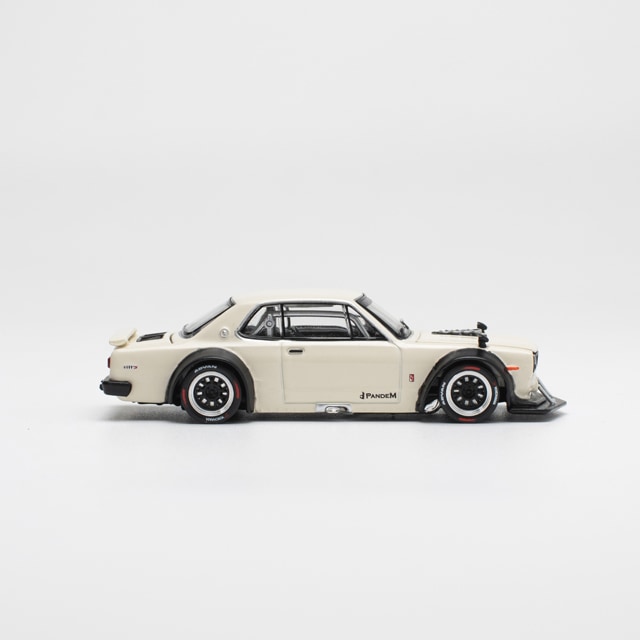 1/64 V8 Drift (Hakosuka) WHITE ͽ8ʹߡ