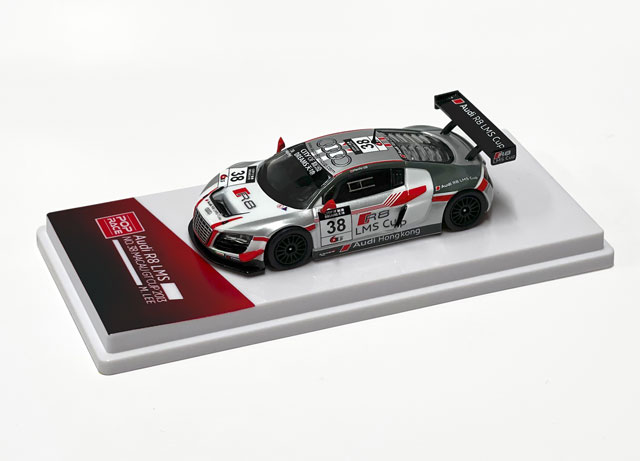 香港限定Audi R8 LMS ブルースリー 80周年 1/18 ミニカー 1/64 【台座付