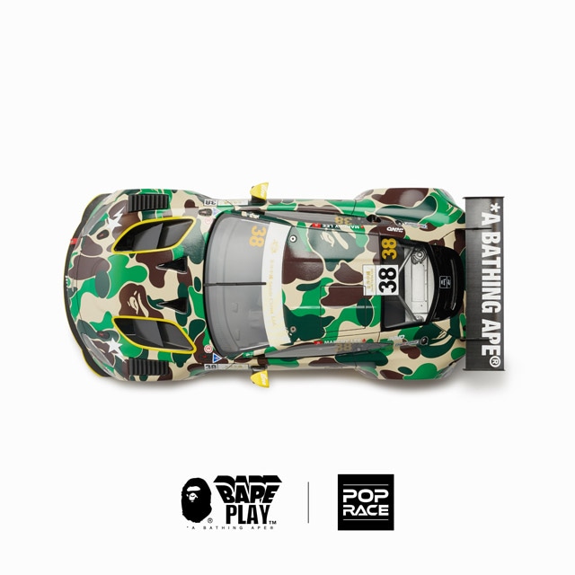 1/18 BAPE X POP RACE ASTON MARTIN GT3