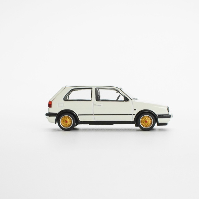 1/64 VOLKSWAGEN GOLF GTI MK2 WHITE フォルクスワーゲン ゴルフⅡ GTI