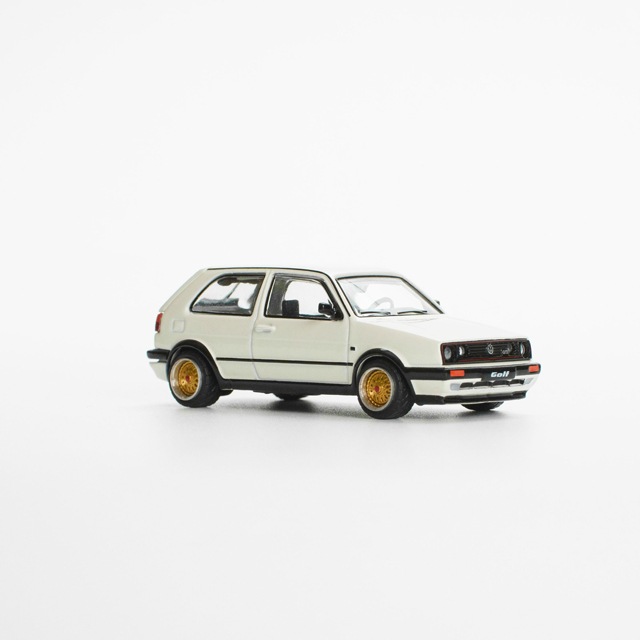 京商 1/64 フォルクスワーゲン ゴルフGTI ホワイト フォルクスワーゲン 13_000000000191.jpg?1705307085