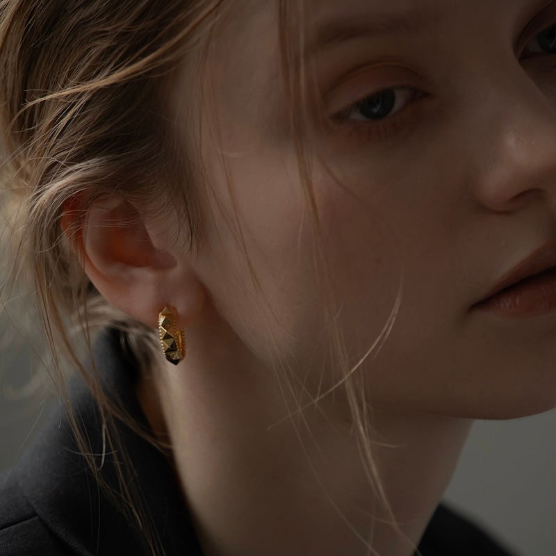 pyramid hoop pierce -gold- | pierce | sheriche（シェリッシュ）