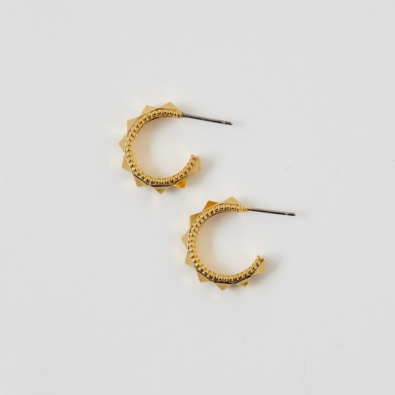 pyramid hoop pierce -gold- | pierce | sheriche（シェリッシュ）