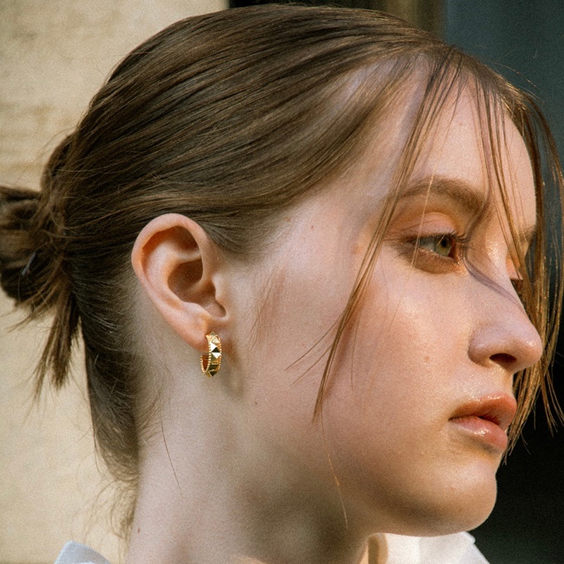 pyramid hoop pierce -gold- | pierce | sheriche（シェリッシュ）