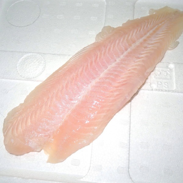 ２ 単価580円 ｋｇ 単位10ｋｇ バサ骨なしフィーレ 骨無し白身魚フィレ 水産原料 輸入白身魚 フィレ ロイン ポセイドンフーズ 業務用食材の卸売 通販