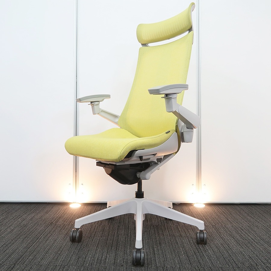 【オフィスチェア】中古オフィス家具<br>■イトーキ／アクト ※ヘッドレスト付き・可動アーム