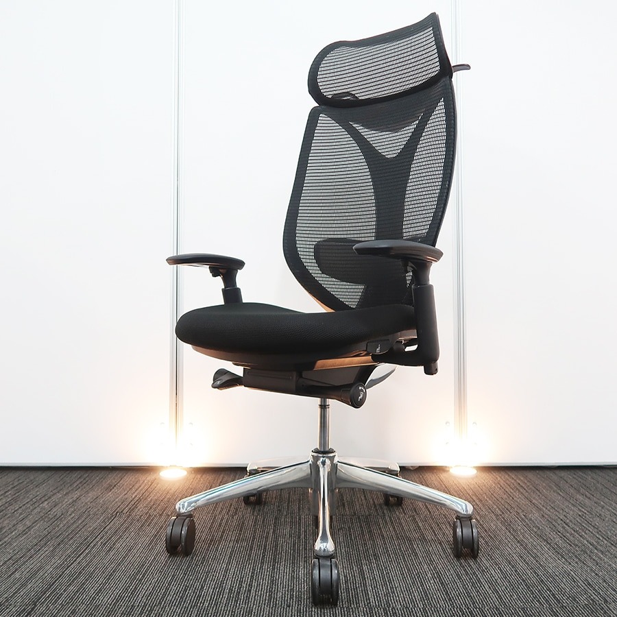 【オフィスチェア】中古オフィス家具<br>■ オカムラ／サブリナ ※ヘッドレスト、ランバーサポート、ハンガー付き・可動アーム