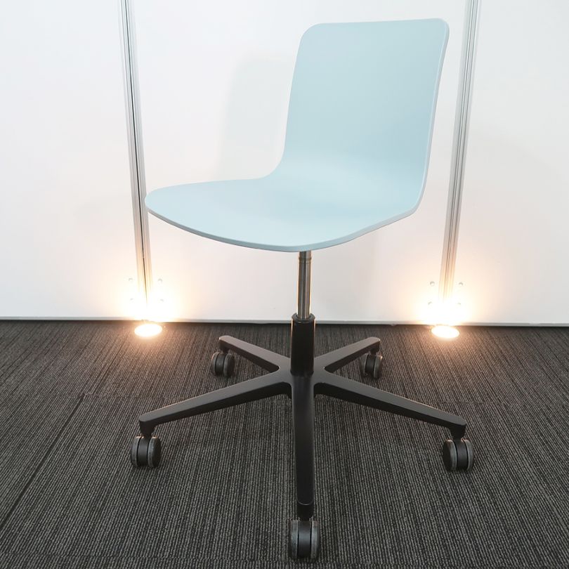 中古】【オフィスチェア（チェア/イス/いす/椅子）】Vitra