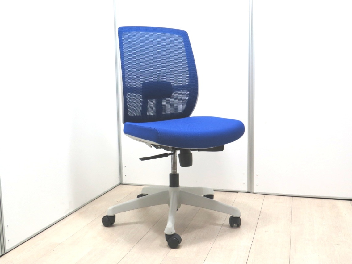 中古オフィス家具<br>■プラス／BJチェア 肘なし