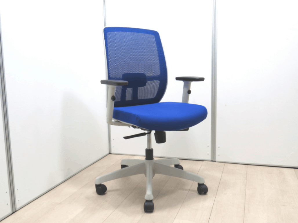 中古オフィス家具<br>■プラス／BJチェア 可動肘