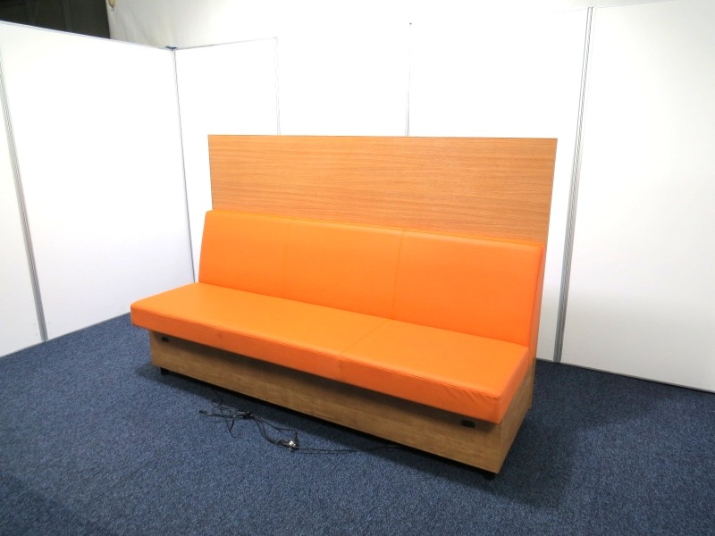 3人掛けソファ オリバー パネル付き 中古 P3986