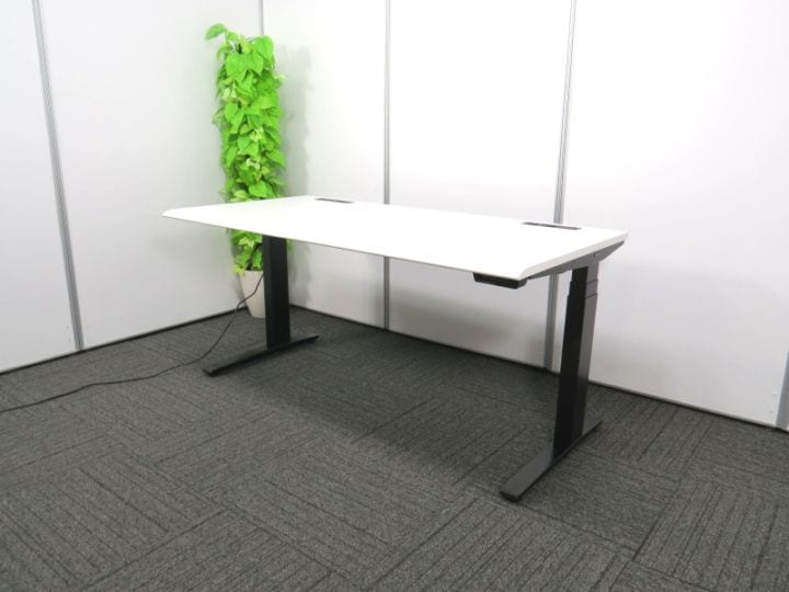 スイフト オカムラ 電動昇降デスク W1550 インジケーター付 レバータイプ 中古 R4149