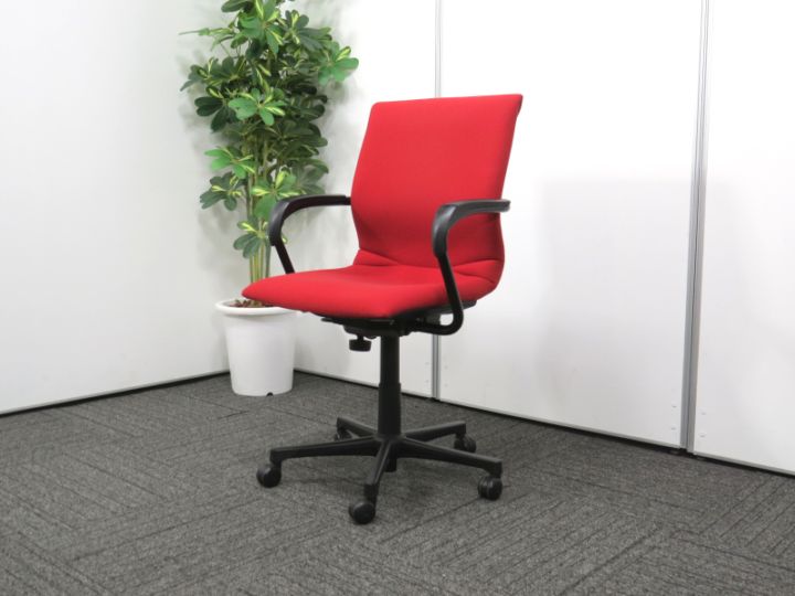 プロテジェ スチールケース 肘付 中古 Y4183