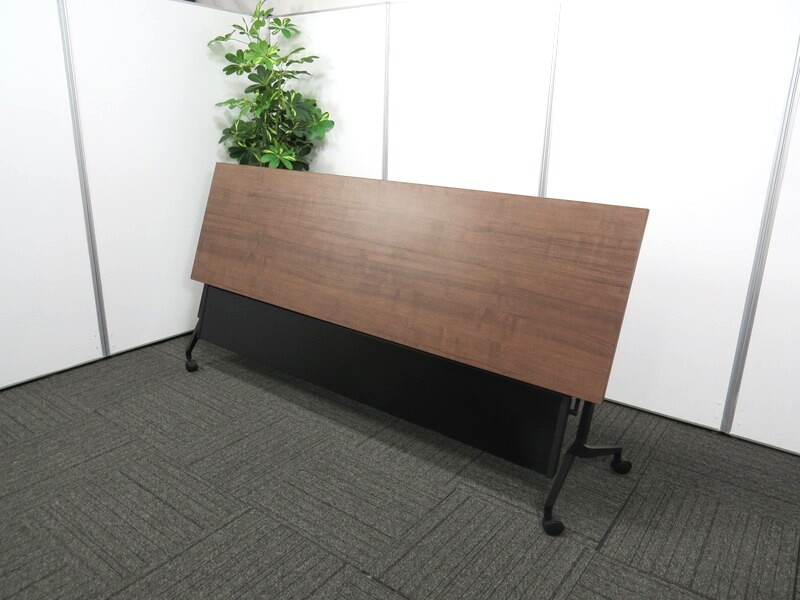 【中古】スレント イトーキ 平行スタックテーブル 23年製 THNP216MX1TY 中古 S4250