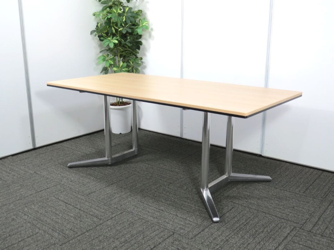 【中古】ラティオⅡ オカムラ ミーティングテーブル W1800 4L26MA-MR77 中古オフィス家具 S4785