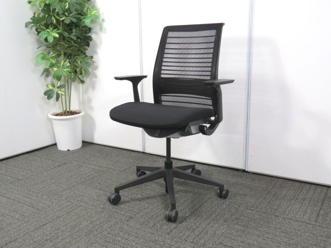 【中古】シンク2チェア スチールケース ランバーサポート 固定肘 中古オフィス家具 R4791