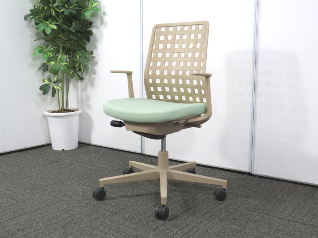 【中古】モネットチェア コクヨ 固定肘 2023年製 中古オフィス家具 R4794