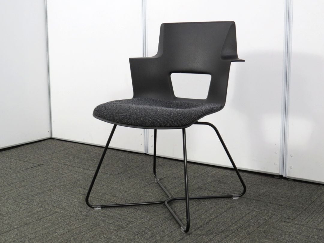 中古】ターンストーンブイスツール スチールケース タータンチェック