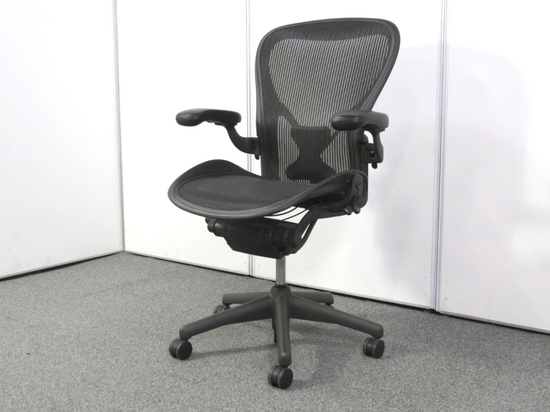 【中古】アーロンチェア ハーマンミラー ポスチャーフィット フル装備 Cサイズ 新型肘パッド 中古オフィス家具 S5080R