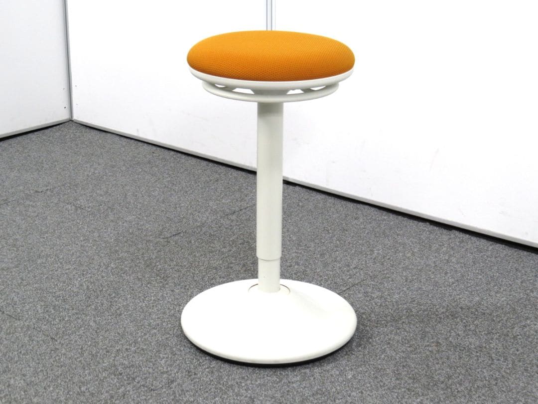 中古】ピルエットチェア オカムラ パーチングスツール ホワイトシェル