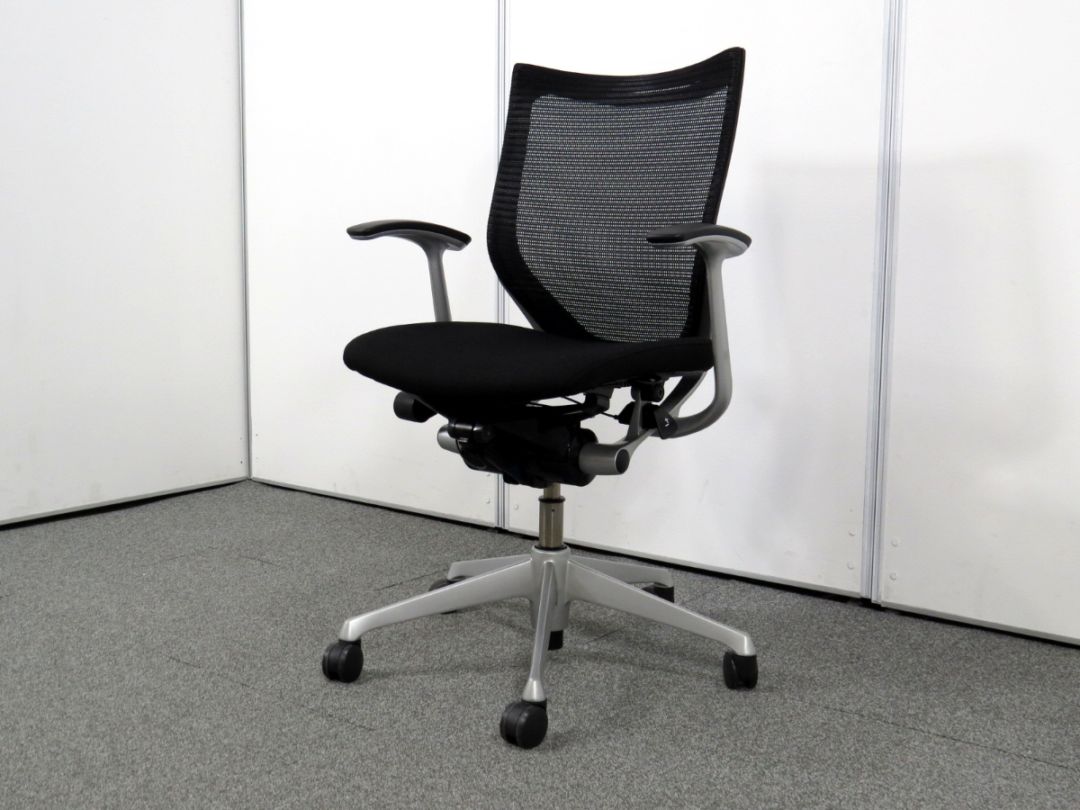 【中古】バロンチェア オカムラ 固定肘 シルバー脚 ローバック 中古オフィス家具 R5175R