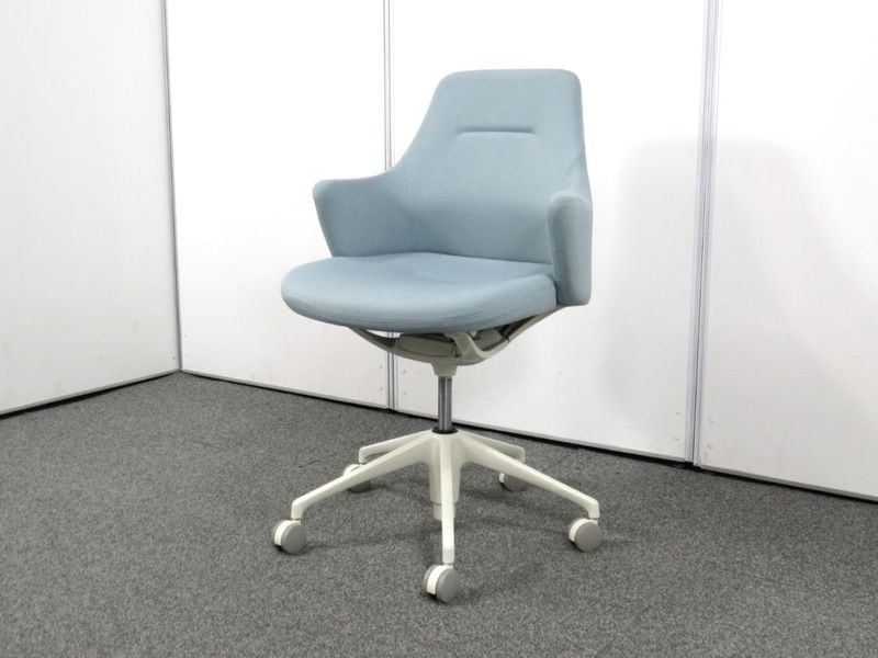 【中古】ライブス ワークチェア オカムラ ローバック CD53WW-FXW9 中古オフィス家具 Y5236