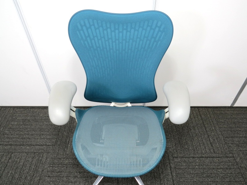 中古】ミラ2チェア ハーマンミラー ターコイズブルー 中古オフィスチェア