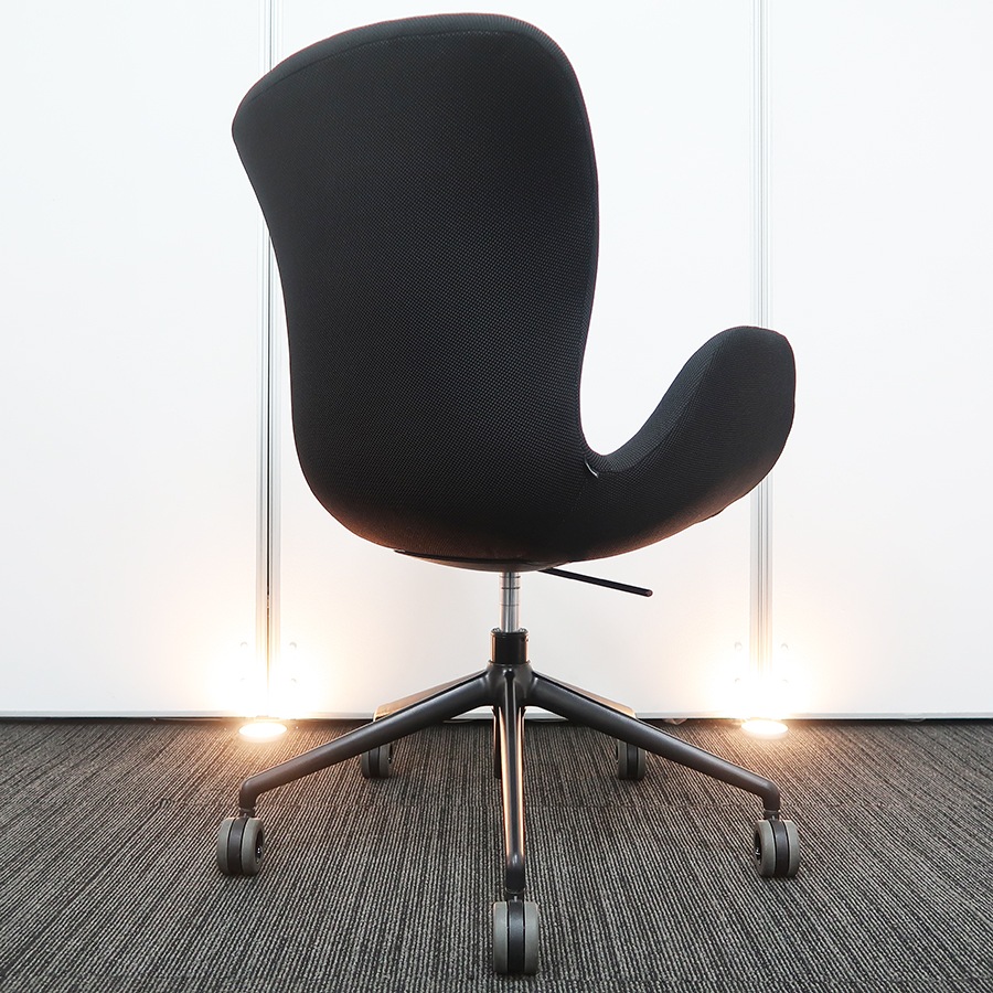 オカムラ フロックスチェアシリーズ ラウンジチェア MG13GG FRV1 中古 ベンチソファ ブースソファ オカムラ | 中古オフィス家具専門店