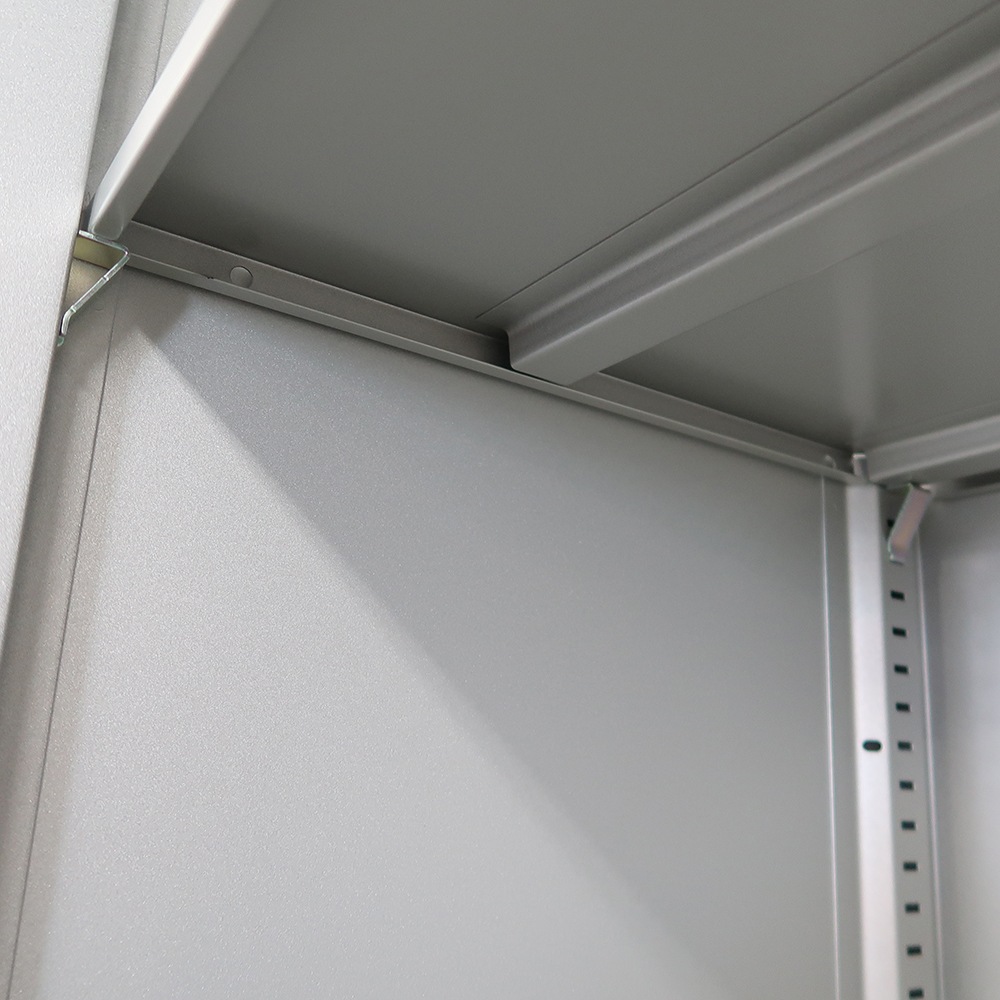 高品質でお買い得。中古オフィス家具【書庫（キャビネット）】オカムラ