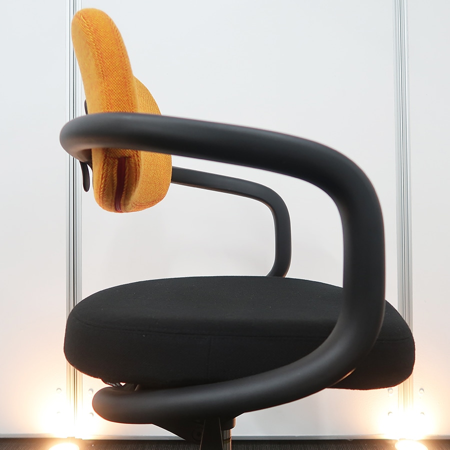 高品質でお買い得。中古オフィス家具【オフィスチェア（チェア/イス