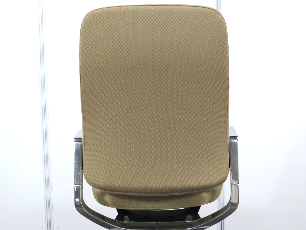 中古】レヴィチェア イトーキ ハイバック アルミミラー KG-515PV-Z9Y3