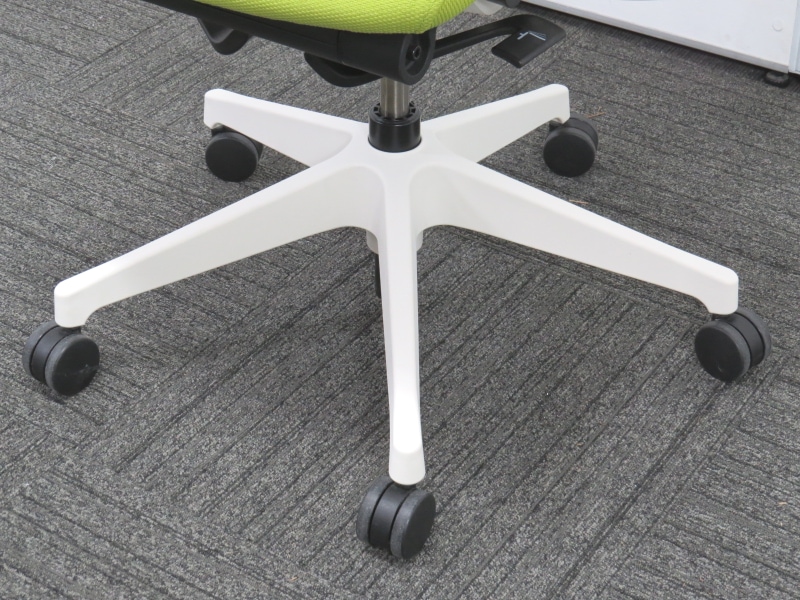 中古】イトーキ セレーオ 可動肘 ハイバック KF-570JB1-WWQ6 中古