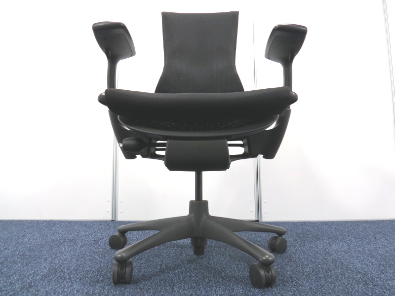 中古オフィス家具 ハーマンミラー/エンボディチェア(グラファイト