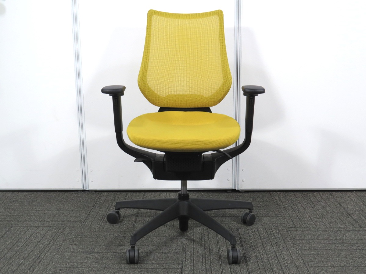 【手首・肘に優しい】Q15 310g G3 中古 日本未発売 中古】イングチェア コクヨ 可動肘 バーチカルタイプ 21年製 CRS