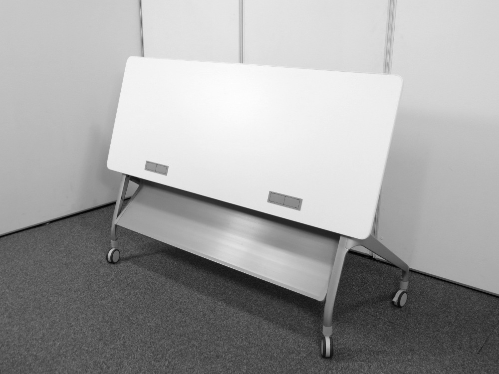 中古】 エピファイ コクヨ 1560 幕板 棚 電源タップ2個付 平行スタック