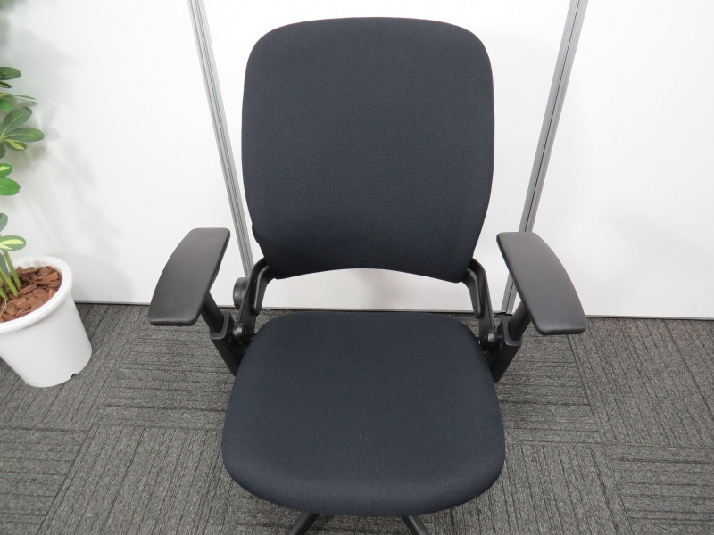 中古】スチールケース リープチェア V2 3Dニット 可動肘 ランバー 