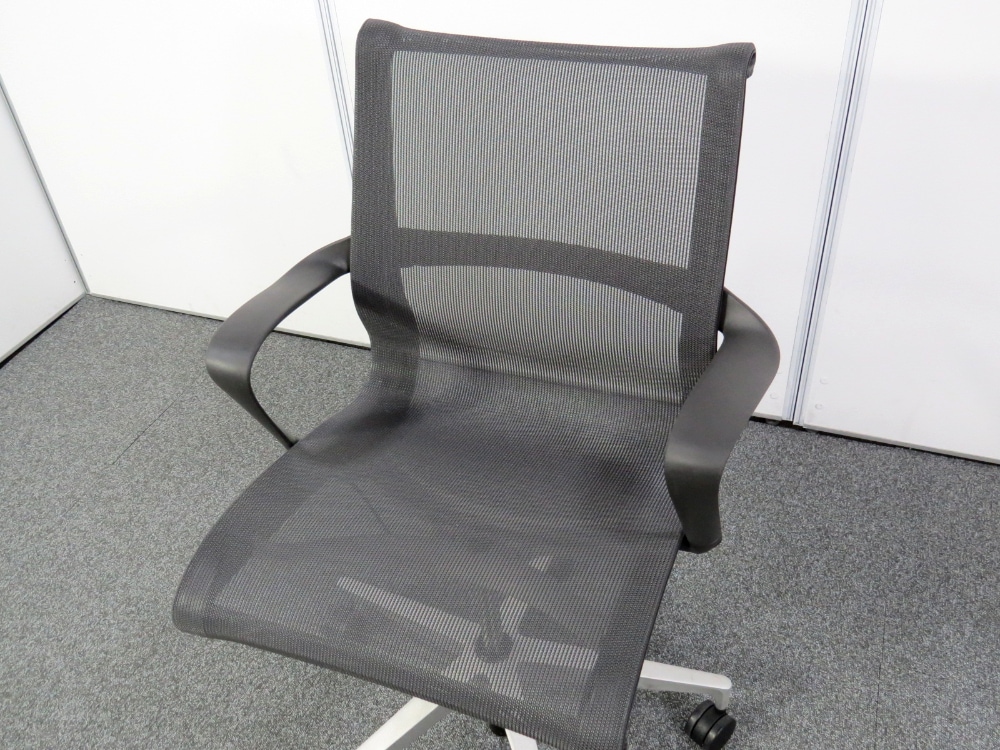 中古】セトゥーチェア ハーマンミラー マルチパーパスチェア リボン 中古】セトゥーチェア ハーマンミラー マルチパーパスチェア リボン