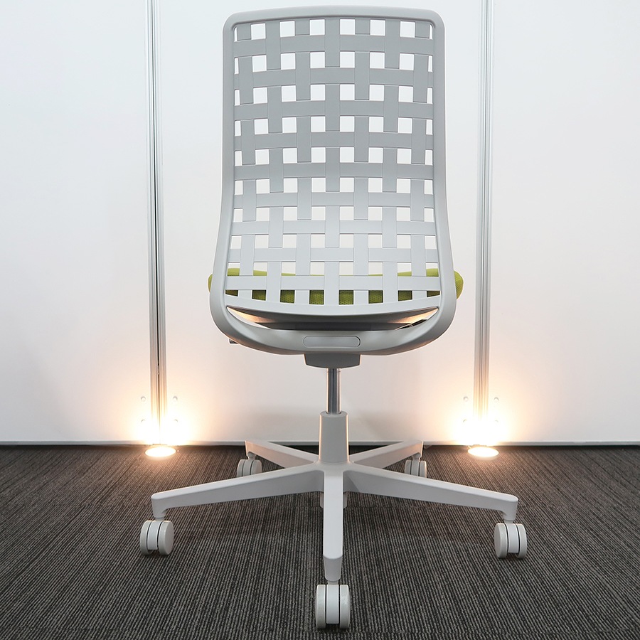 高品質でお買い得。中古オフィス家具【オフィスチェア】コクヨ／モネット