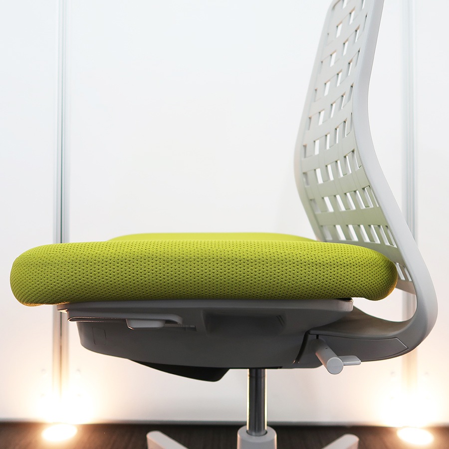 高品質でお買い得。中古オフィス家具【オフィスチェア】コクヨ