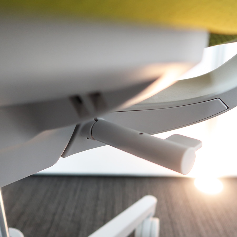 高品質でお買い得。中古オフィス家具【オフィスチェア】コクヨ／モネット