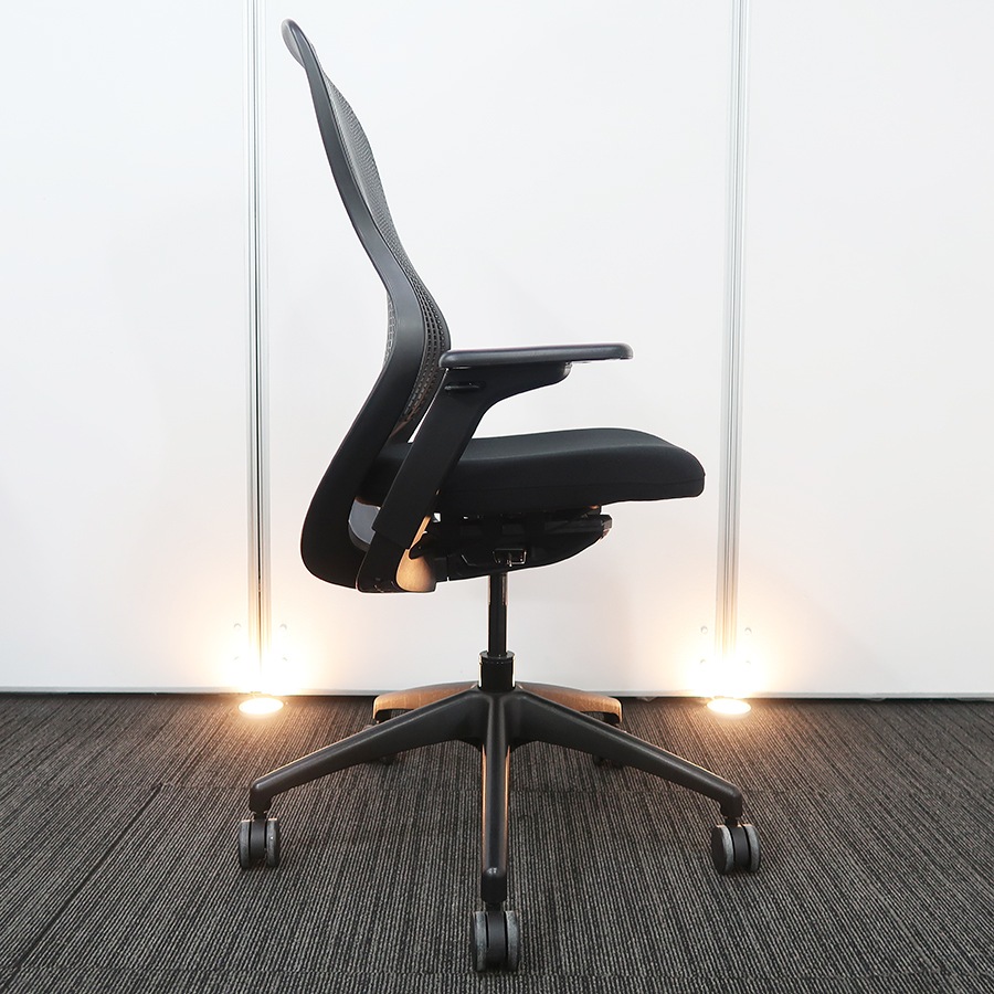 高品質でお買い得。中古オフィス家具【チェア（イス）】Knoll（ノル