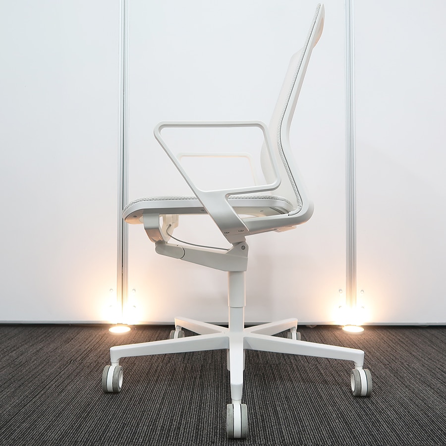 高品質でお買い得。中古オフィス家具【チェア（イス/いす/椅子