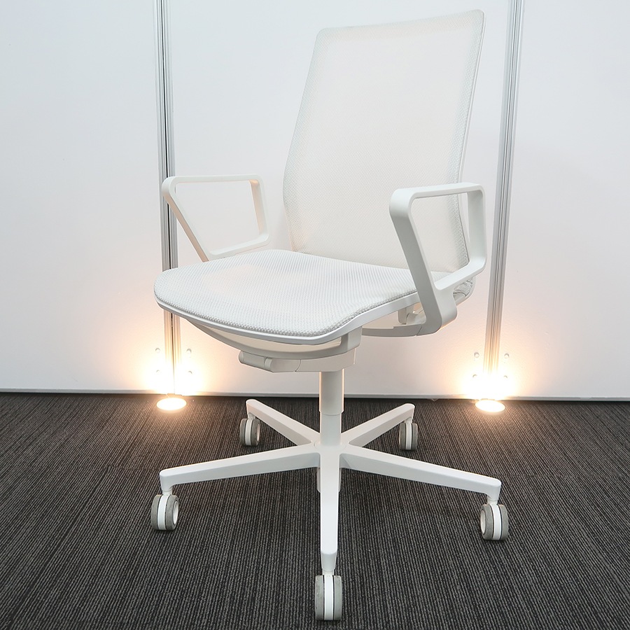 高品質でお買い得。中古オフィス家具【チェア（イス/いす/椅子