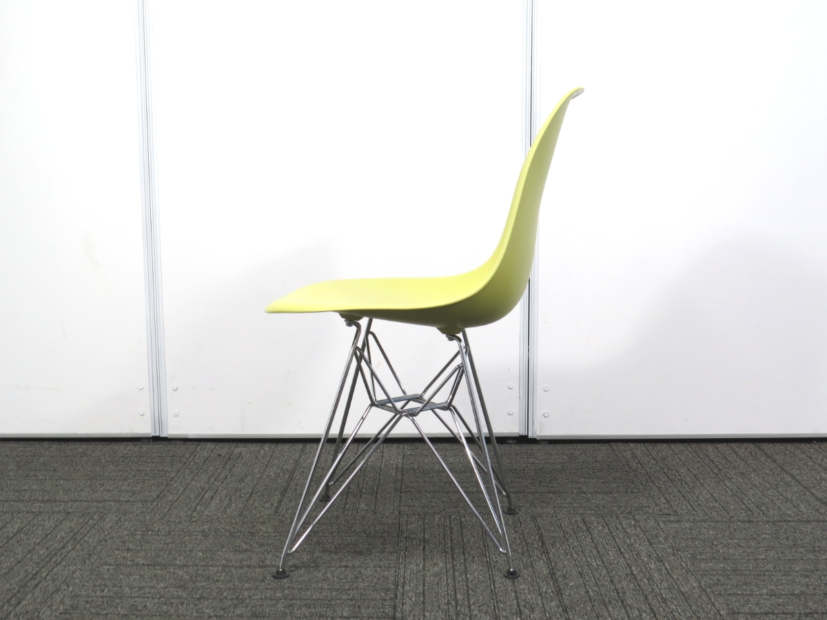 極美品・希少品 vitra ヴィトラ イームズチェア イエロー シェルチェア②★ 中古】イームズ サイドシェルチェア Vitra/ヴィトラ イエロー系 中古