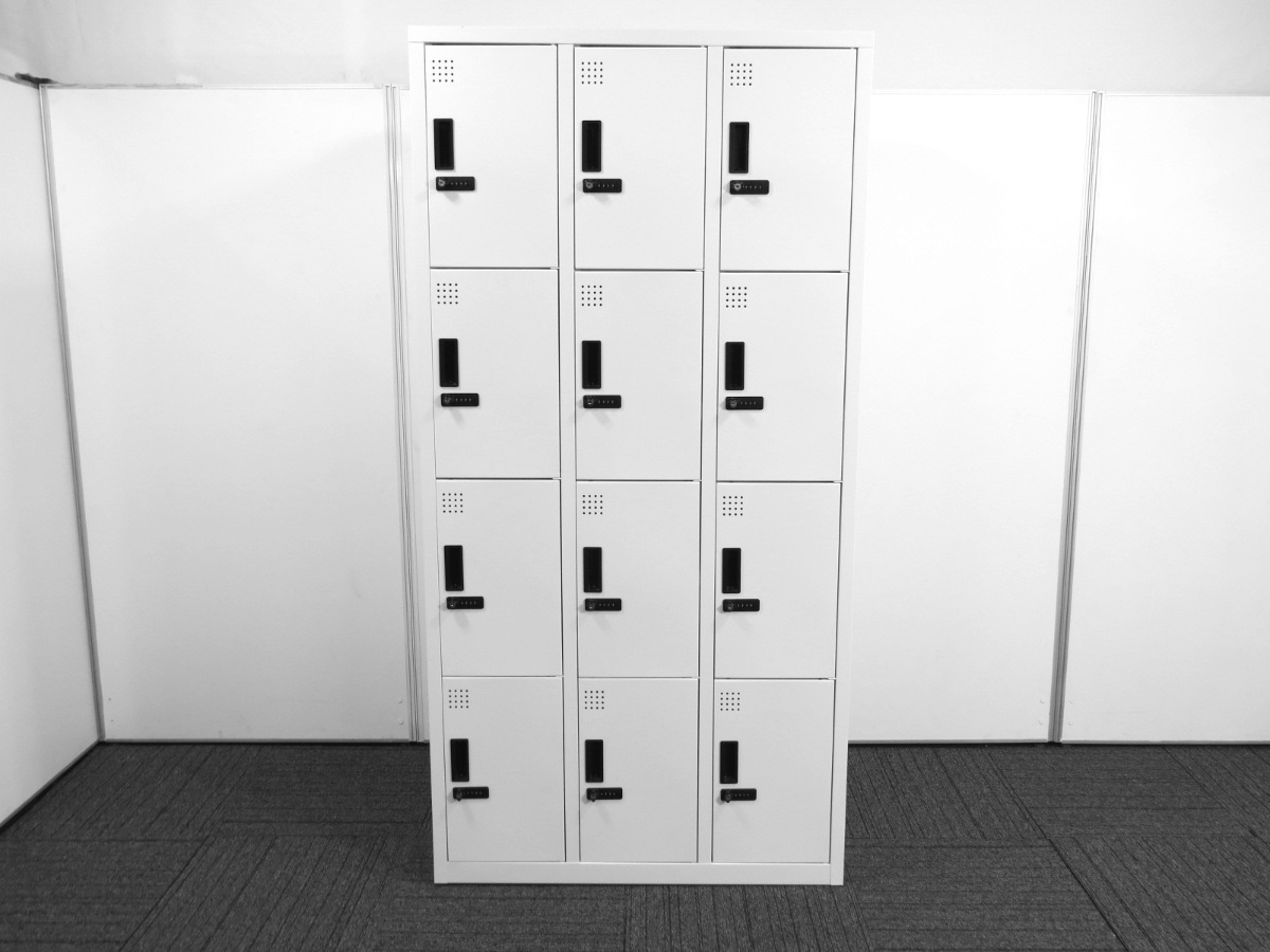 中古】12人用ロッカー スマイル ダイヤル錠 ホワイト 中古オフィス家具