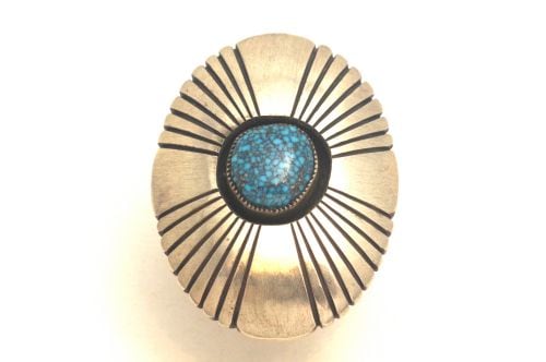 【POWWOWナゲッツ】 ナバホリング カルビン・マルティネス作 《キングマンブラックウェブ》 18号