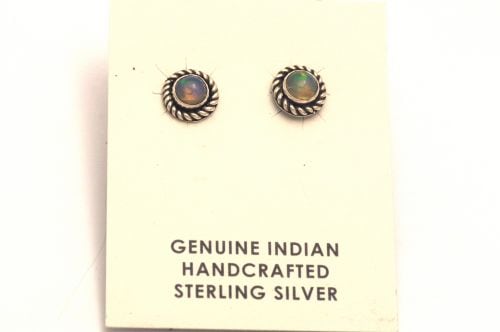 ナバホピアス 《オーストラリアンオパール》