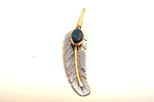 【POWWOWナゲッツ】 ナバホペンダント ハーヴィー・メイス作 《ローンマウンテン》